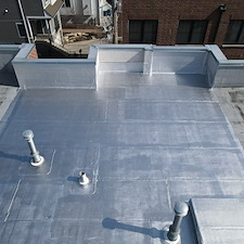 Aluminum-Coating-for-Flat-Roofs-in-Wilmette-Protect-Extend-Roof-Life 2