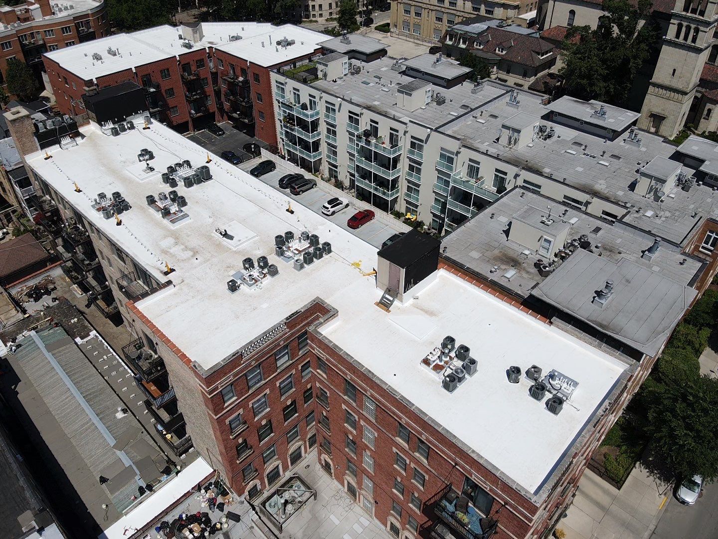 Anchor Point Roofing's Expert TPO Roof Replacement in Chicago, IL - Large-Scale Project