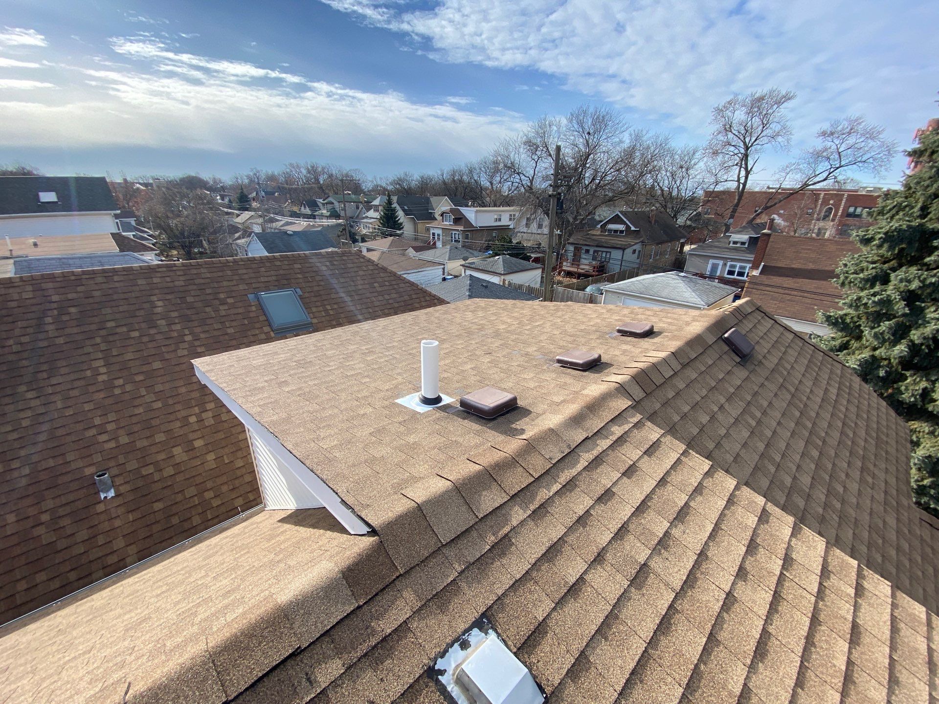 Common Issues with Leaks on Shingle Roofs: Incorrect Membrane and Shingles for Low-Pitch Roofs