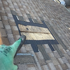 Dealing-with-Buckling-Shingles-on-Your-Roof-Expert-Roof-Repair-Services-in-Chicago 3