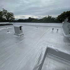 Extend-the-Life-of-Your-Flat-Roof-in-Mount-Prospect-Aluminum-Coating-Protection 2