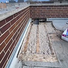 Fix-a-Soft-Spot-on-Your-Flat-Roof-in-Chicago-Expert-Solutions 3