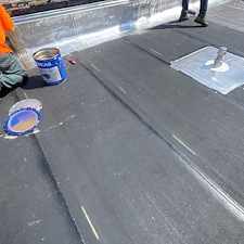 Flat-Roof-Garage-Leaking-Get-Expert-Roof-Replacement-in-Chicago-Anchor-Point-Roofing 4