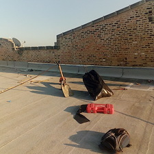 Flat-Roof-Leak-Repair-in-Chicago-Fixing-Unadhered-Membrane-Issues 2