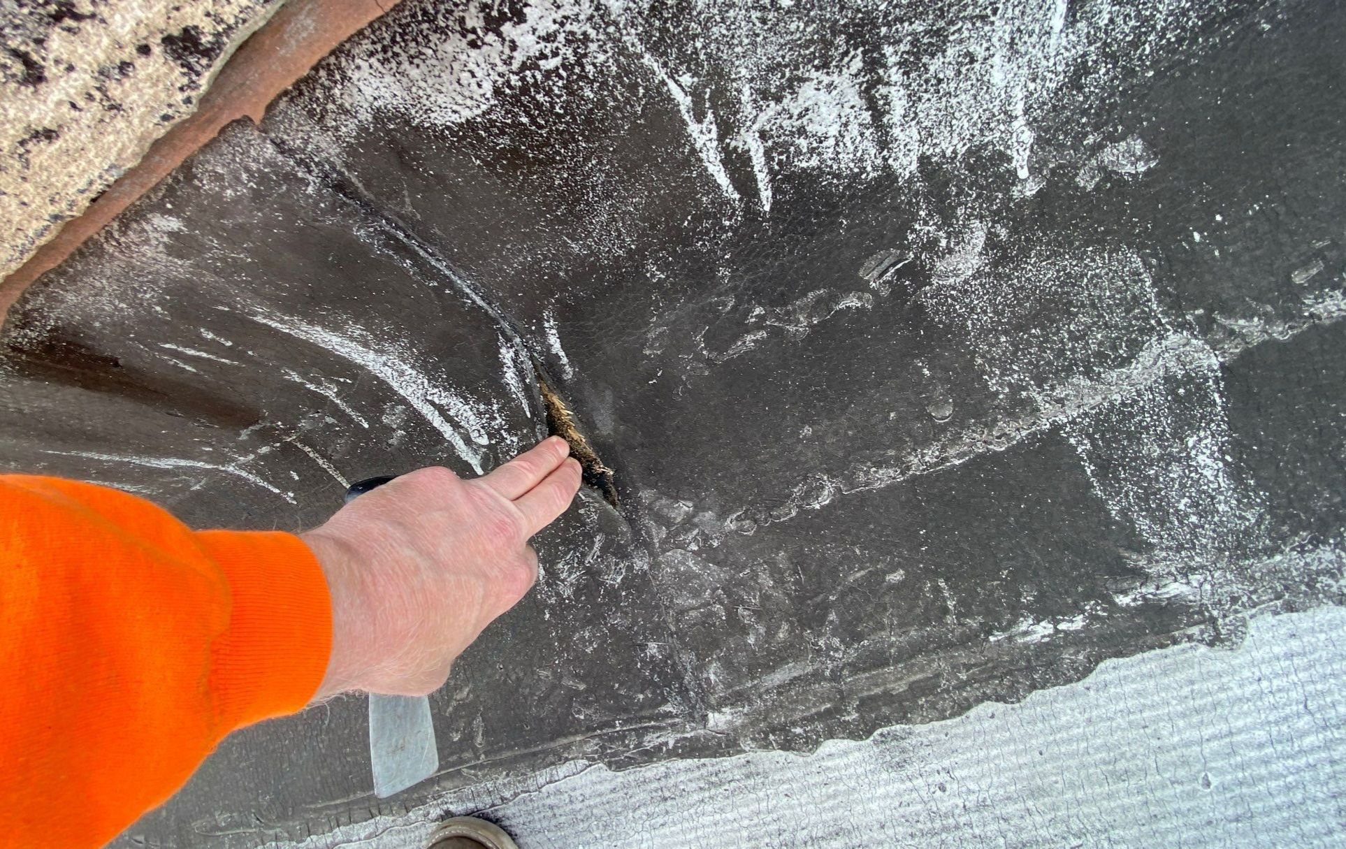 Flat Roof Leak Repair in Lincolnwood: Fixing Membrane Openings