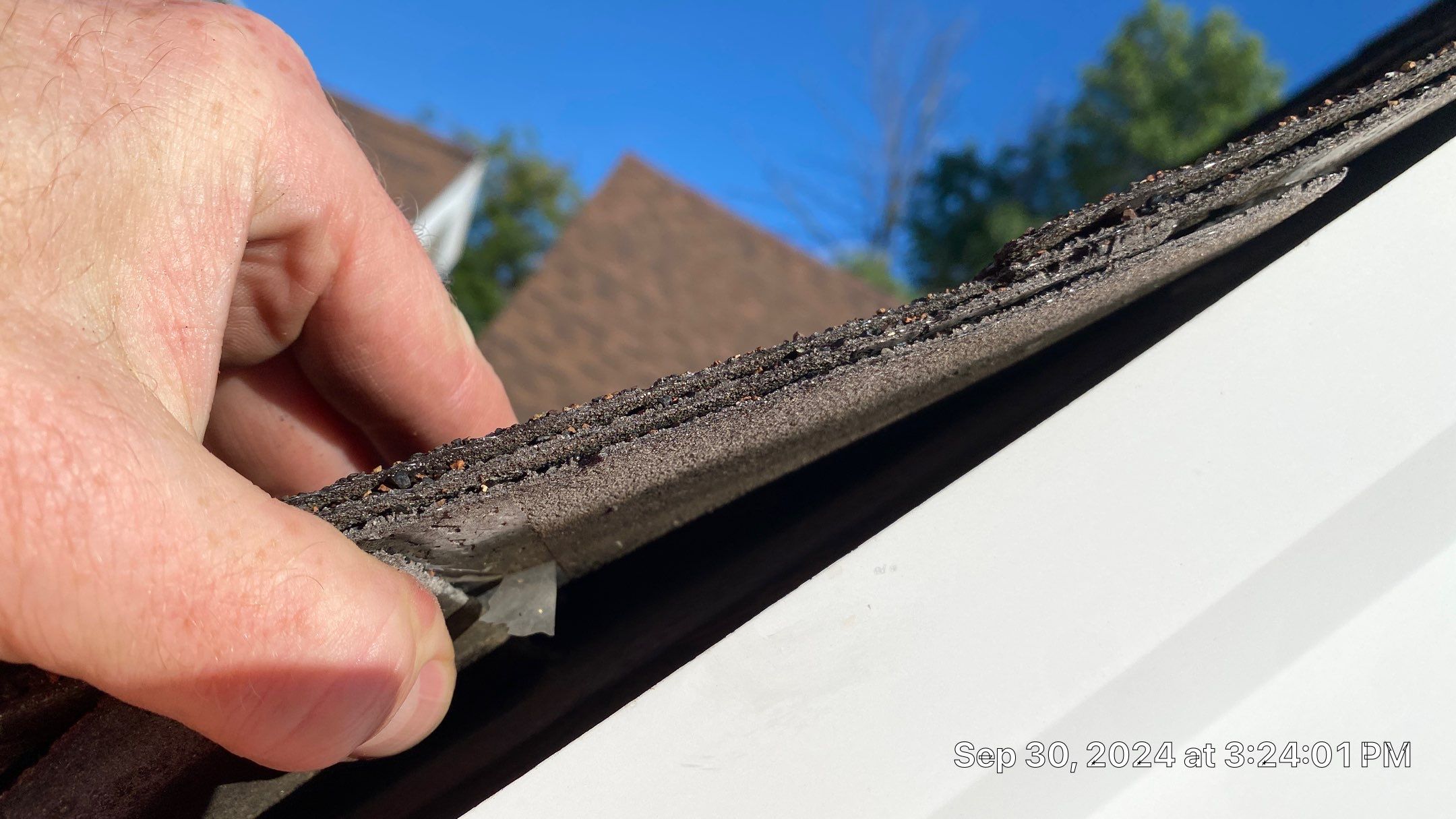 Missing Drip Edge on Your Shingle Roof? Here's What You Need to Know!