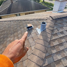 New-Skylight-Installation-on-Shingle-Roof-in-Des-Plaines-Brighten-Your-Home-Today 3