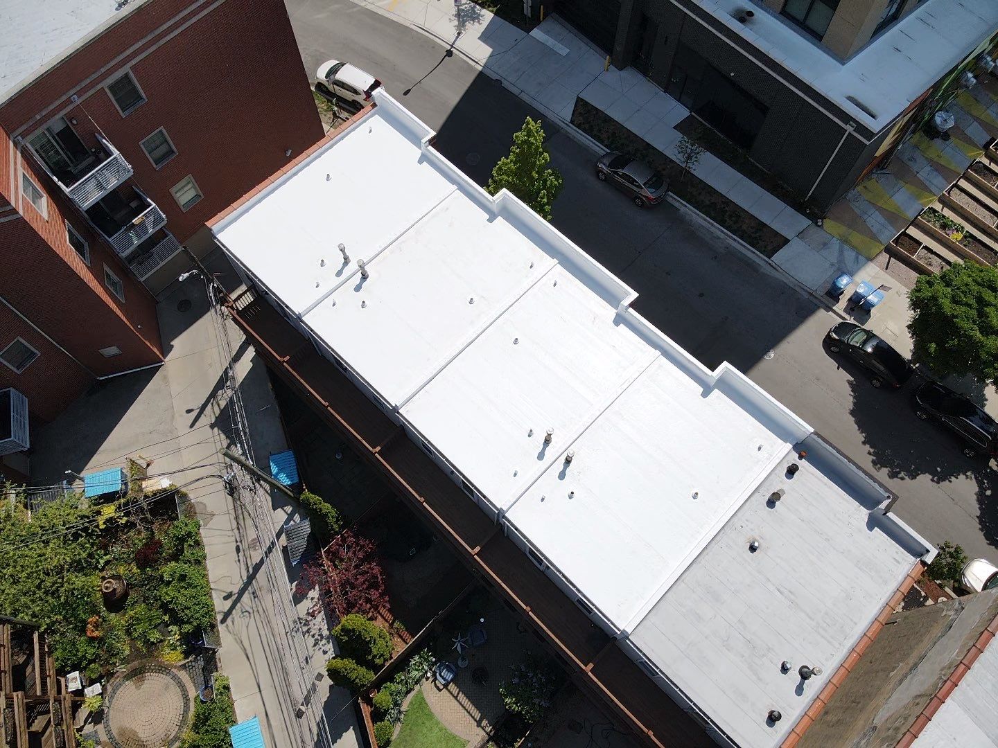 Professional PVC Roof Replacement for Multi-Unit Flat Roofs in Chicago by Anchor Point Roofing