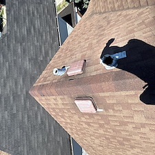 Repairing-Damaged-Ridge-Shingles-in-Chicago 2